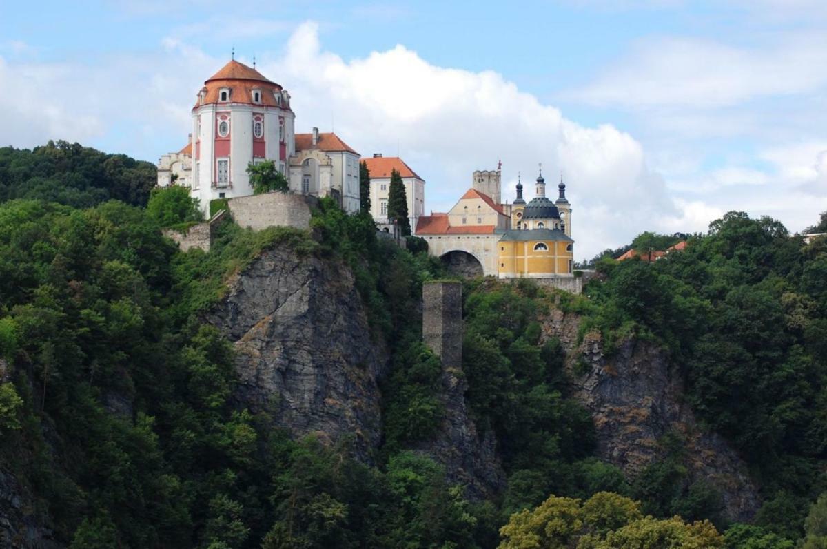 Garden Apartments Znojmo Extérieur photo